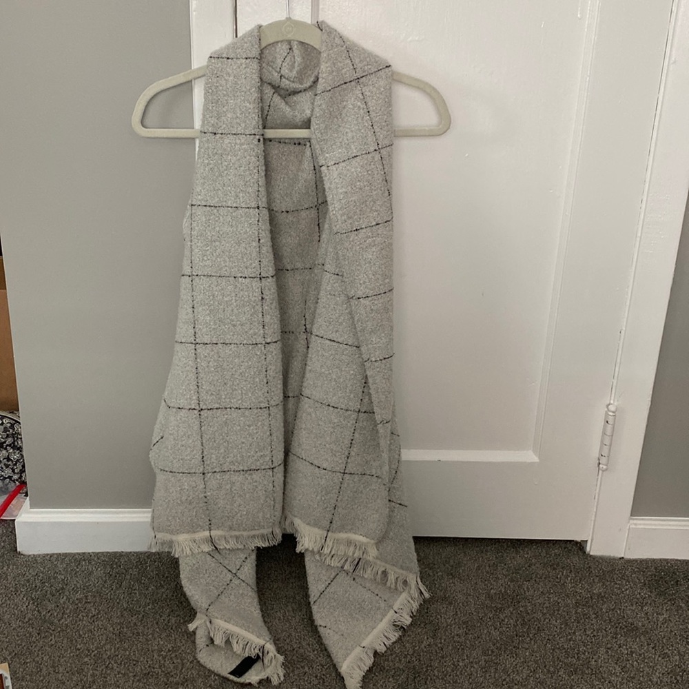 Express Long Vest